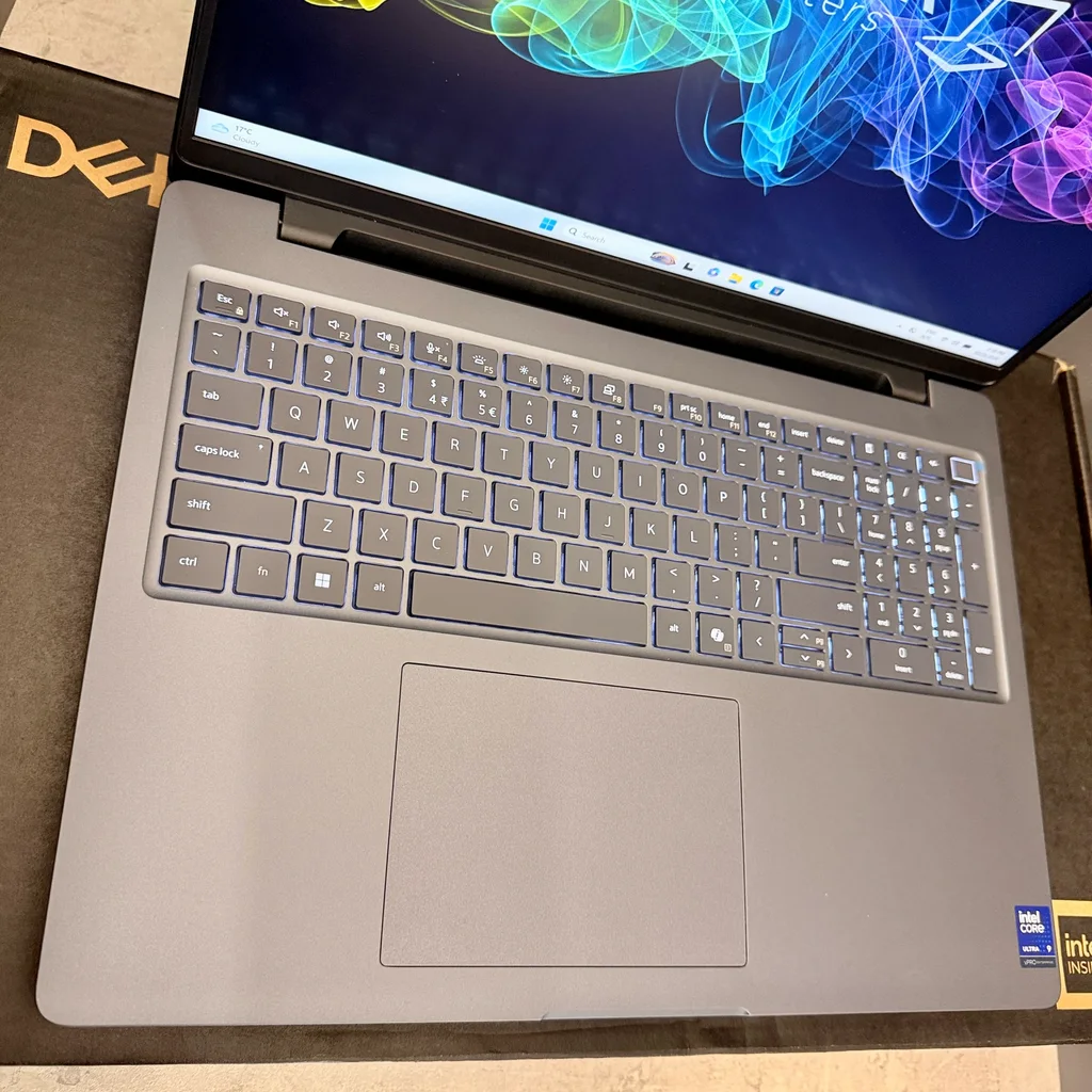 Dell Pro 16 Max MC16250 [Ultra 9 285H | 32GB | 512GB SSD | RTX 500 6GB] thumbnail 2