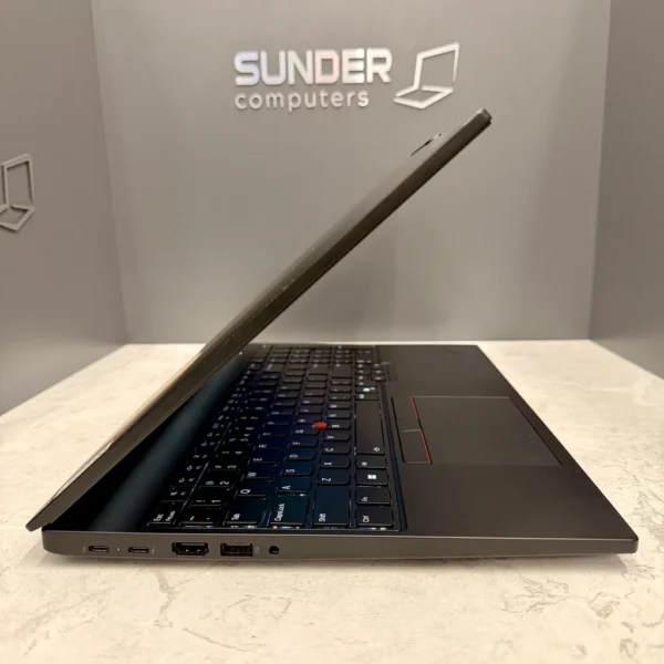 512GB SSD] Excellent Condition