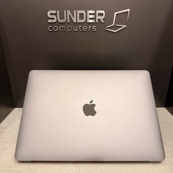 MacBook Air M1 13 2020 [8GB, 256GB SSD] Excellent Condition, Warranty - Image 5