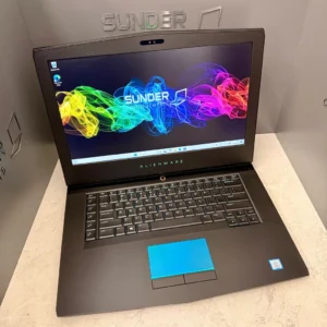 Alienware 15 R3 [i7-7700HQ | 16GB | 512GB | GTX 1070 8GB] Excellent Condition