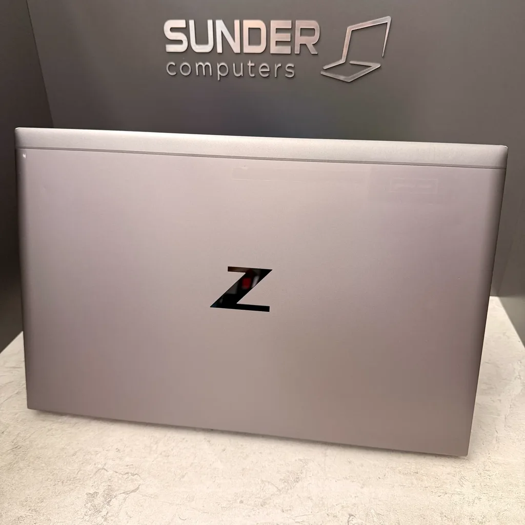 HP ZBook FireFly 15 G8 [i7-1185G7 | 16GB | 512GB SSD | Quadro T500 4GB] thumbnail 9